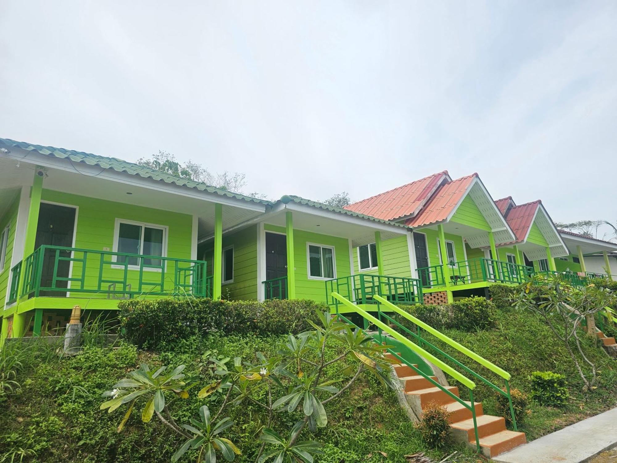 Cottage Hill At Lanta Koh Lanta Exterior photo