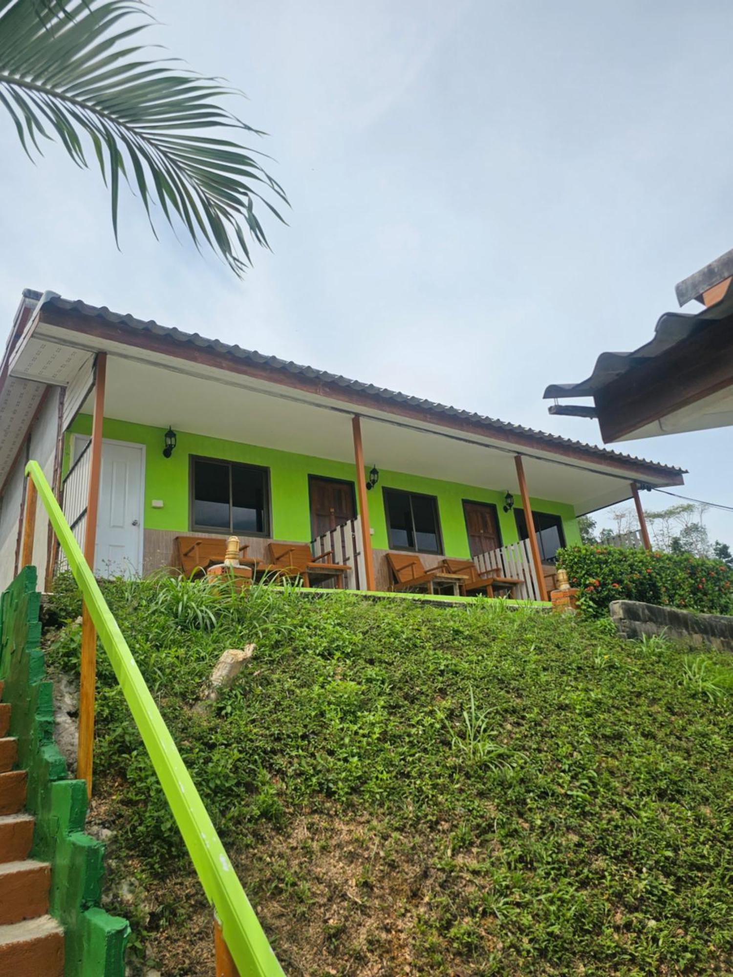 Cottage Hill At Lanta Koh Lanta Exterior photo